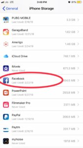 Select an app to delete from iPhone iOS 12